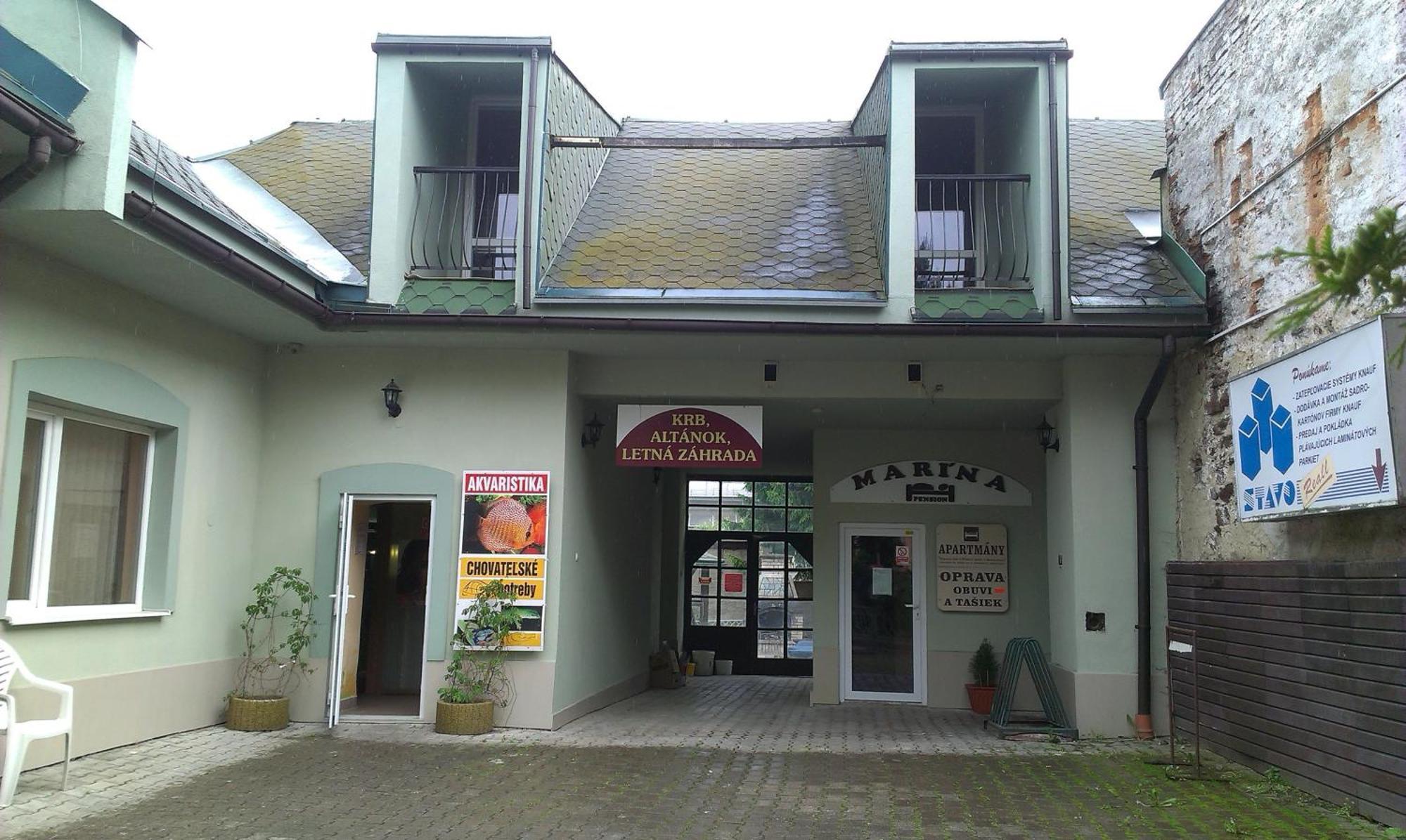 Penzion Marina Pri Slovenskej Restauracii برزنو المظهر الخارجي الصورة