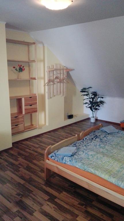 Penzion Marina Pri Slovenskej Restauracii برزنو المظهر الخارجي الصورة